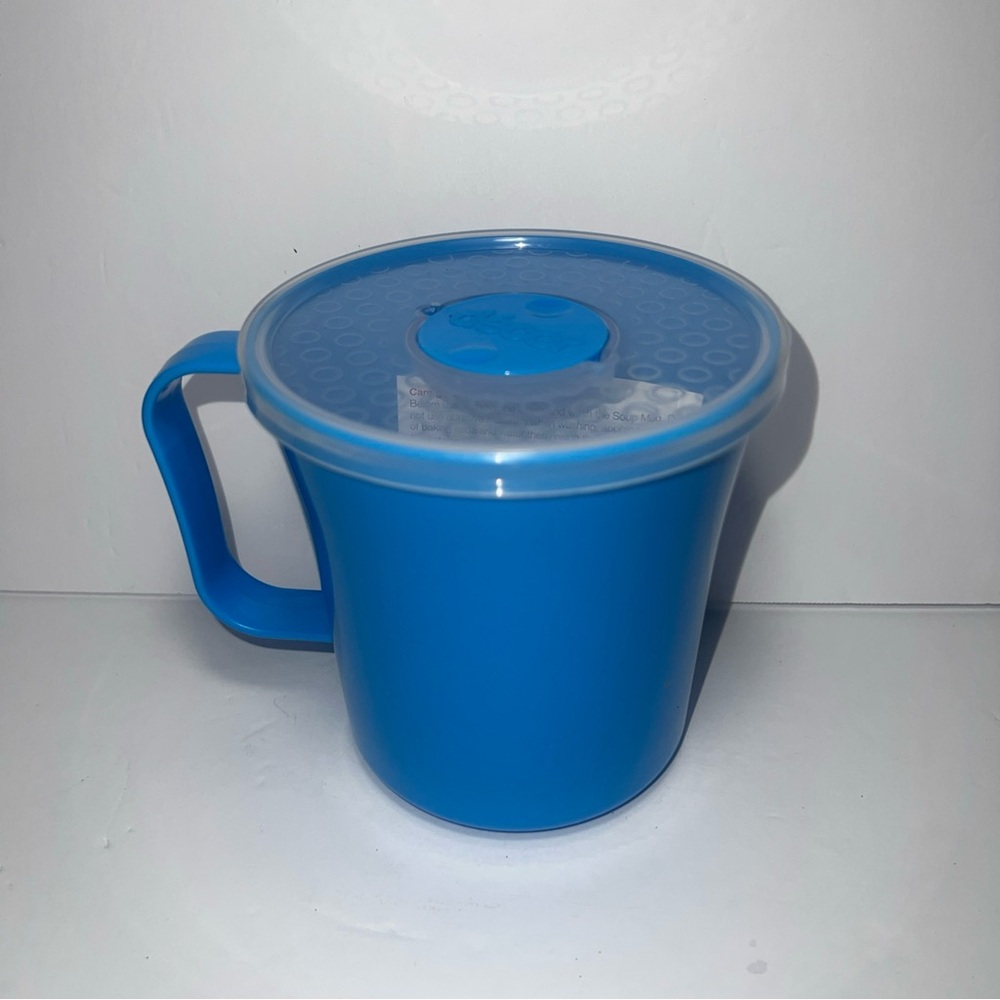 Decor Microwave Soup Mug Blue 2.1 Cups Leakproof BPA Free BRAND NEW